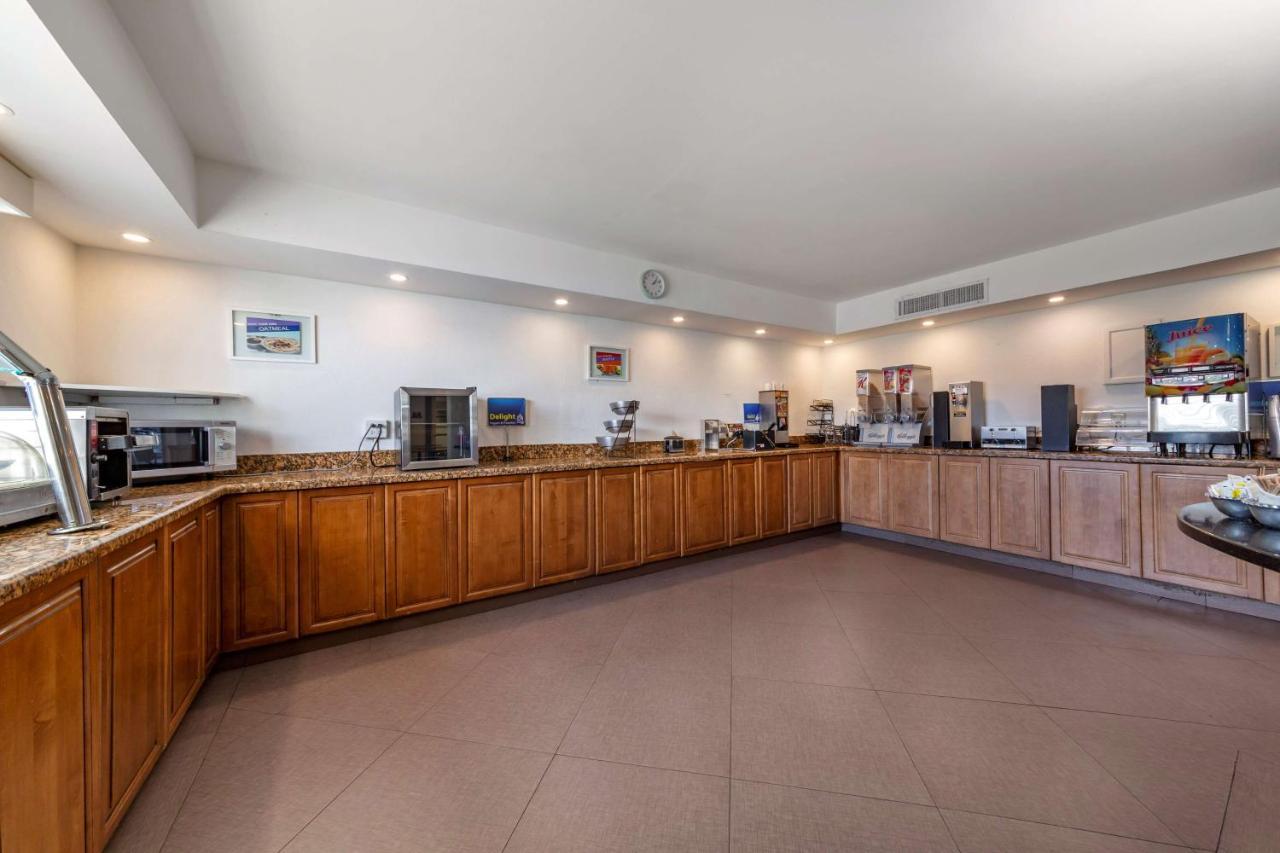 Best Western Palm Beach Lakes West Palm Beach Exterior foto